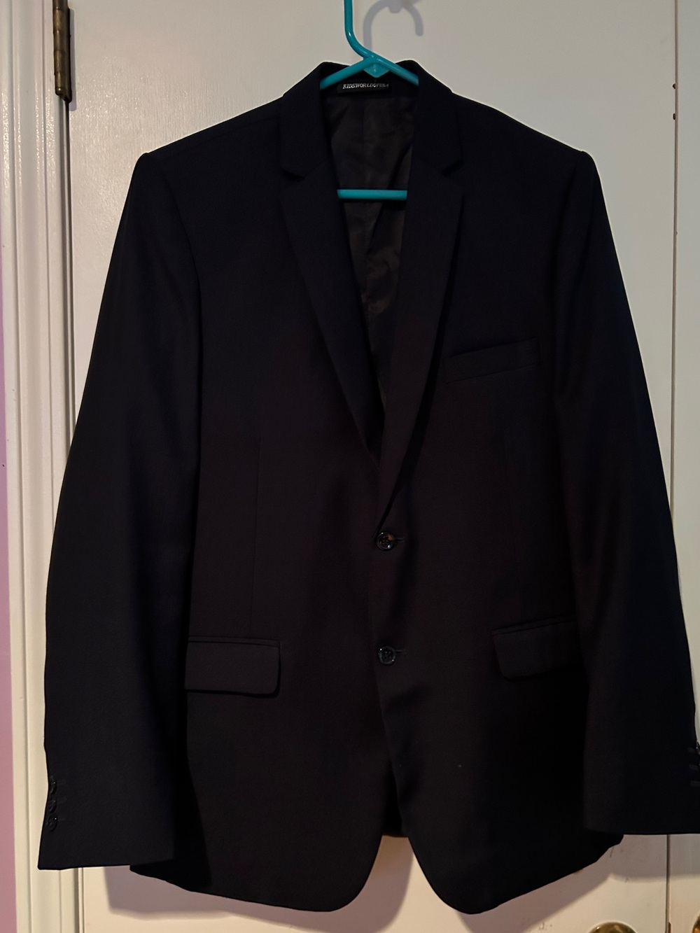 Boys dark navy 3-piece suit size 18.